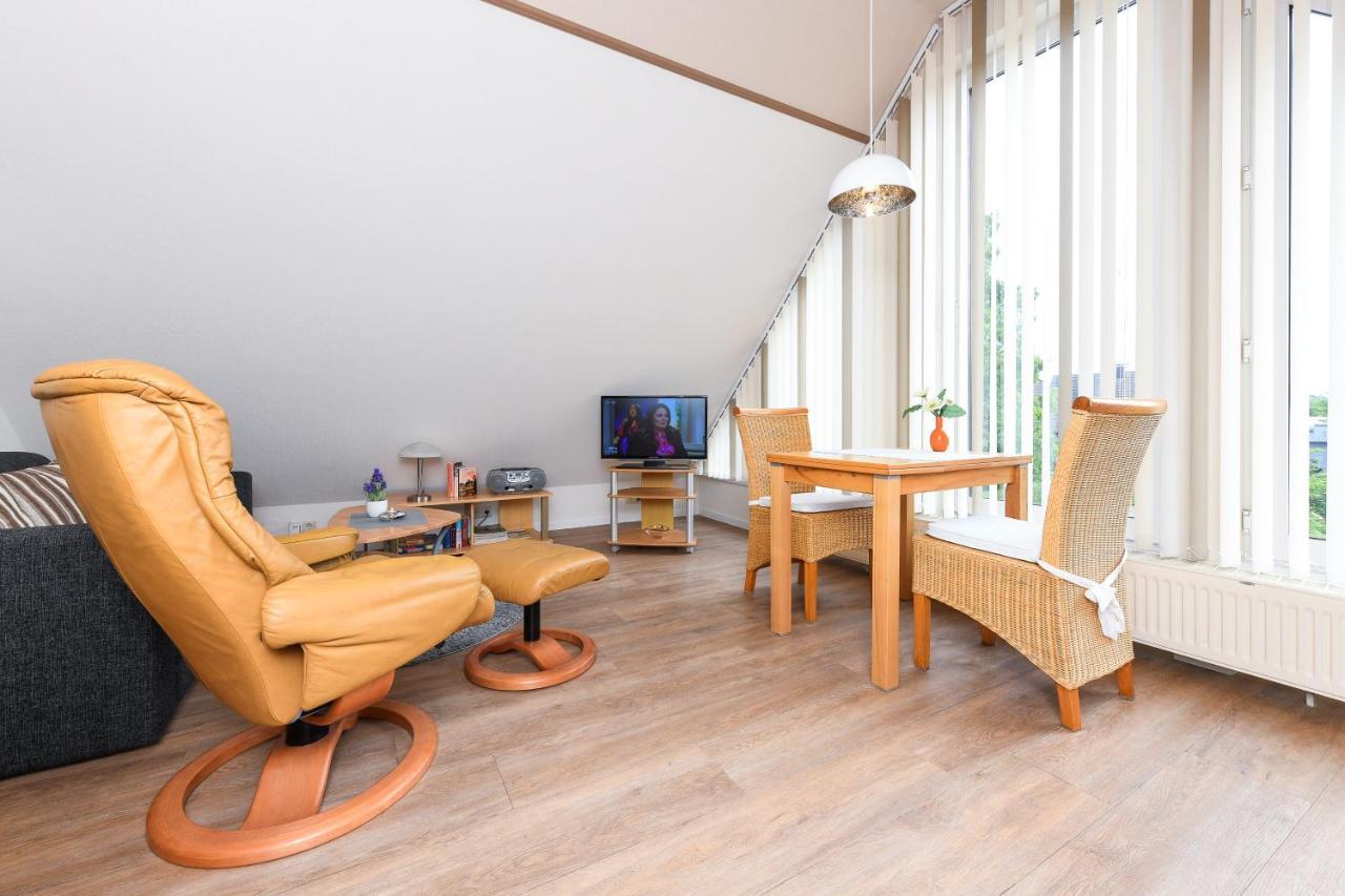 Ferienwohnungen Haus Sternenlicht Esens Ngoại thất bức ảnh