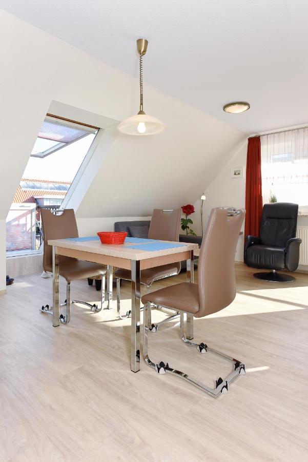 Ferienwohnungen Haus Sternenlicht Esens Ngoại thất bức ảnh