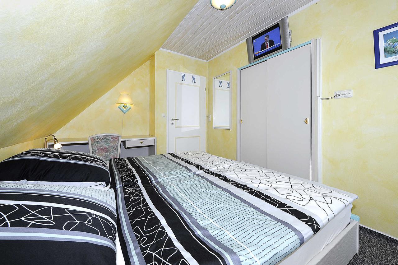 Ferienwohnungen Haus Sternenlicht Esens Ngoại thất bức ảnh