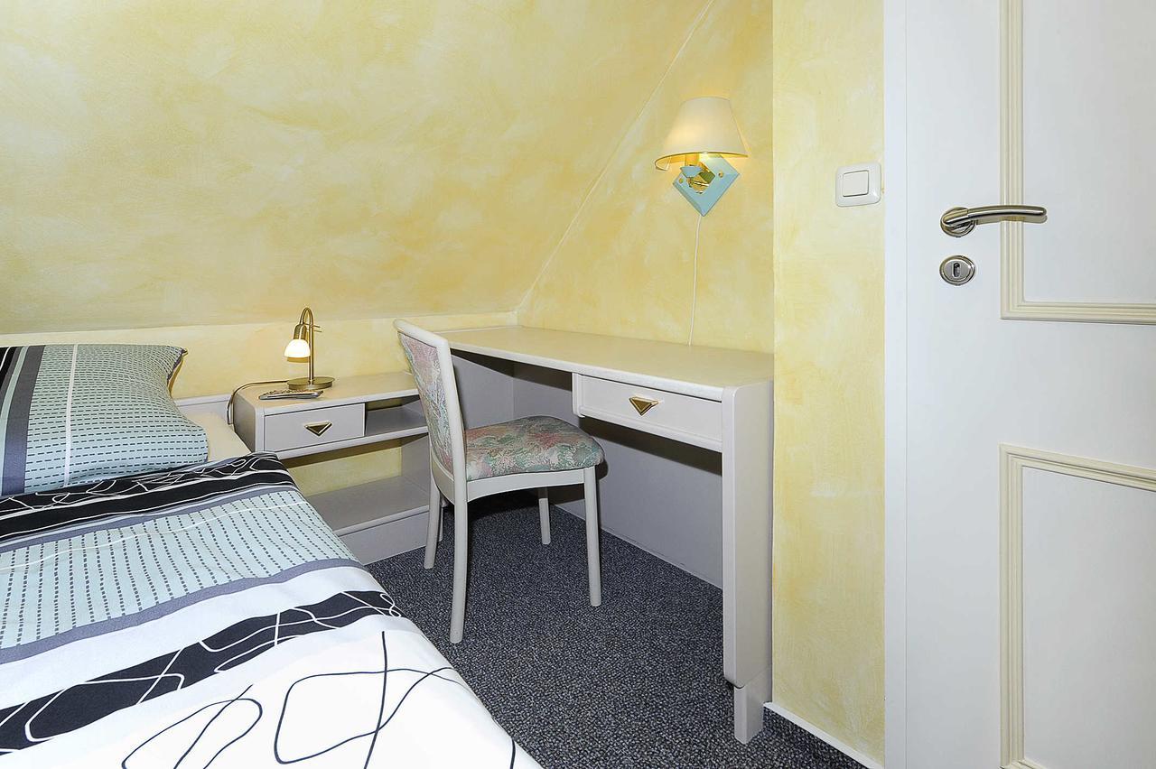 Ferienwohnungen Haus Sternenlicht Esens Ngoại thất bức ảnh